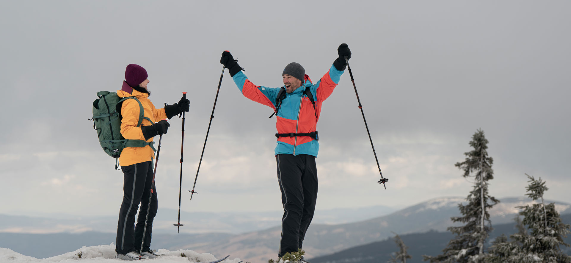 <strong>DIRECT ALPINE</strong> je přímá cesta na vrchol, přímá cesta k cíli, za daným účelem, k dokonalosti, bez jakýchkoliv odboček, kliček a kompromisů. 